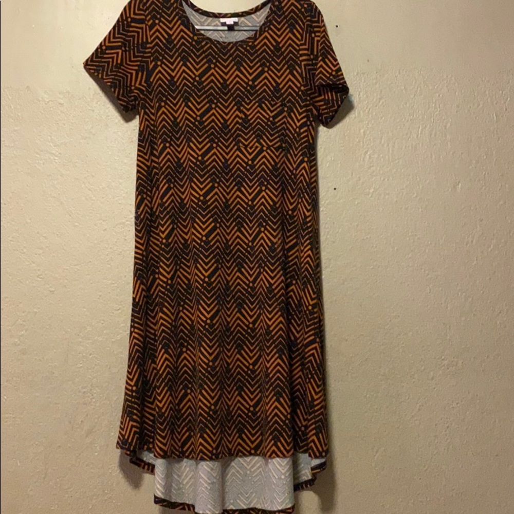 LULAROE Carly Women's Size Small Hi-Low Black